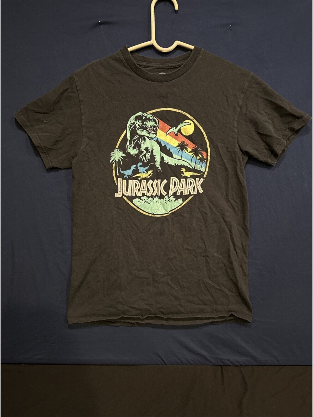 Jurassic World Mens Jurassic Park Graphic T-shirt Size S Black Short Sleeve